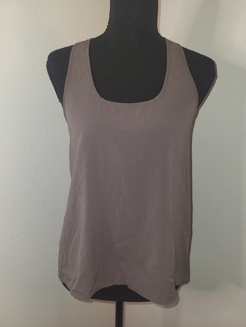 Frenchi Scoop Neck Tank Top in Taupe